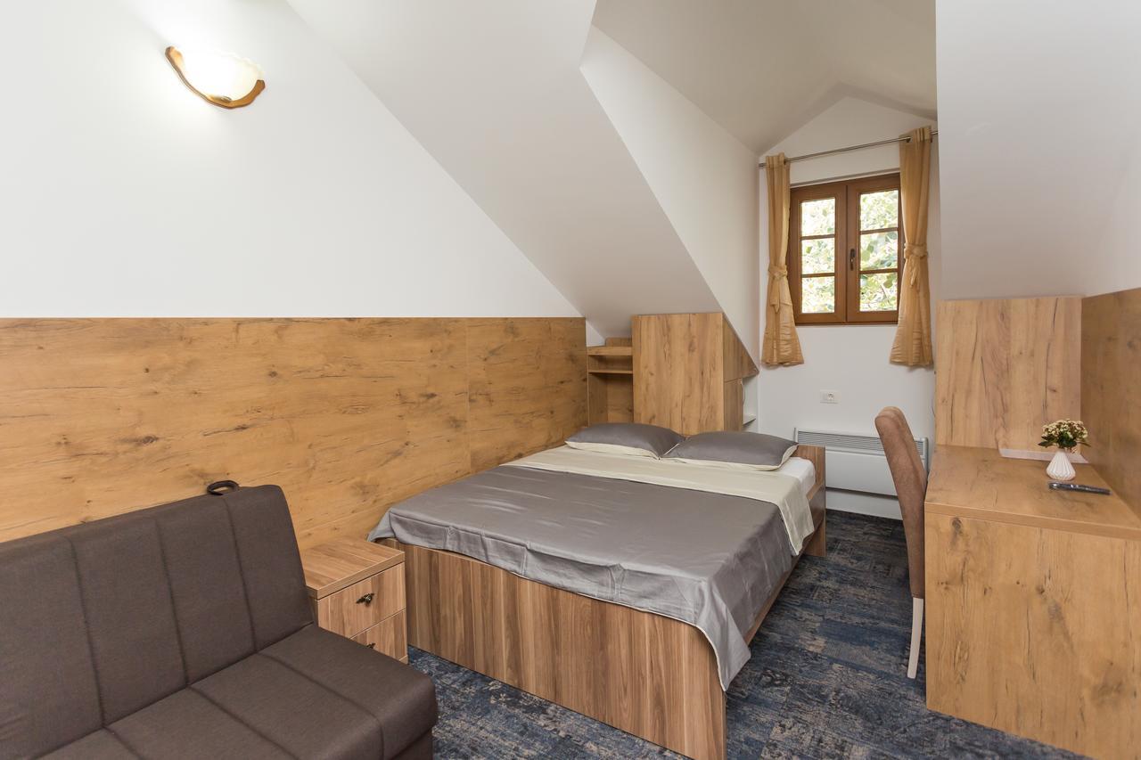 Hotel Tilia Cetinje Exteriér fotografie