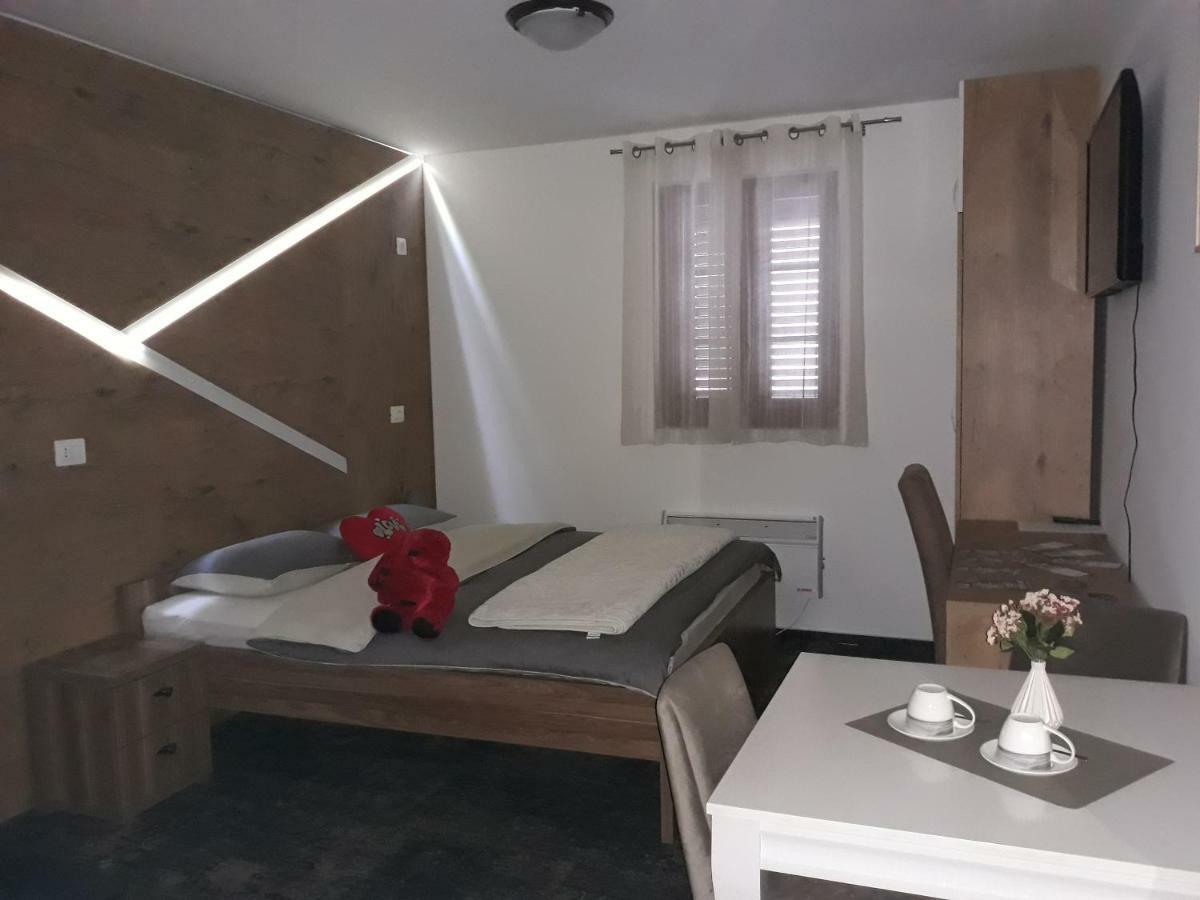 Hotel Tilia Cetinje Exteriér fotografie